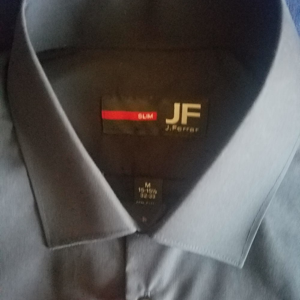 Men's long sleeve dress shirt